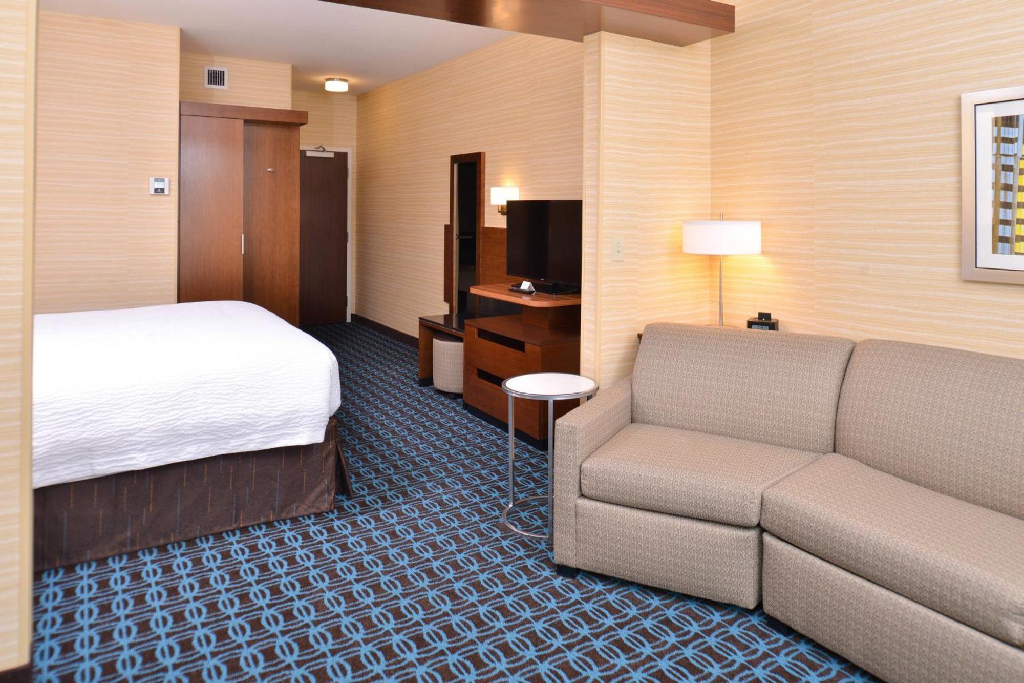 Fairfield Inn & Suites Фармінґтон Екстер'єр фото