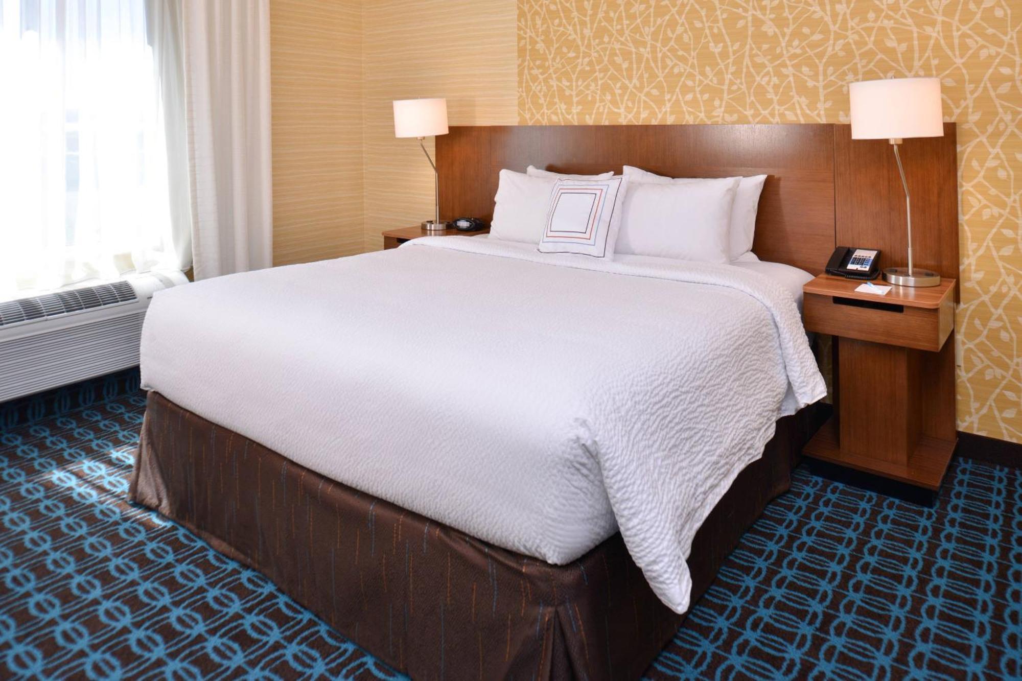 Fairfield Inn & Suites Фармінґтон Екстер'єр фото