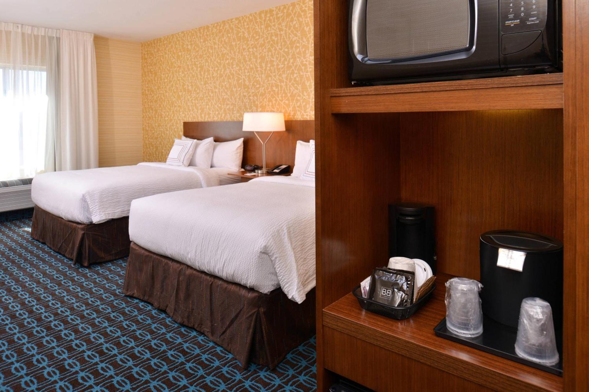 Fairfield Inn & Suites Фармінґтон Екстер'єр фото