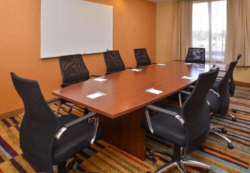 Fairfield Inn & Suites Фармінґтон Екстер'єр фото